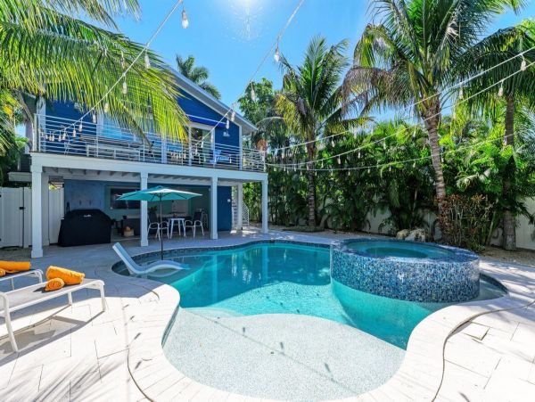 Anna Maria Five Bedroom Rental Two Blocks to the Beach
