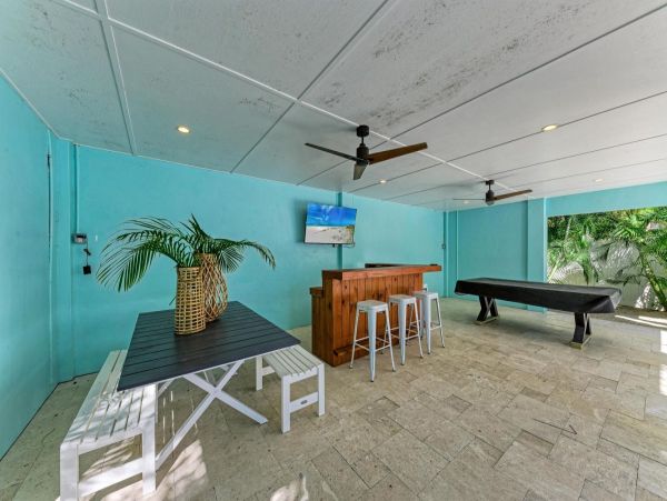 Anna Maria Five Bedroom Rental Two Blocks to the Beach