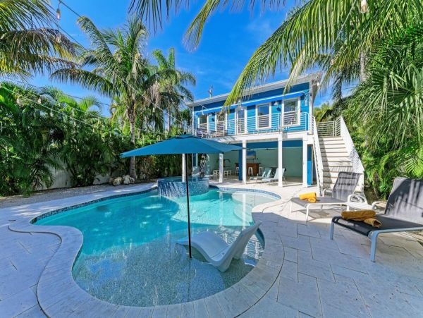 Anna Maria Five Bedroom Rental Two Blocks to the Beach