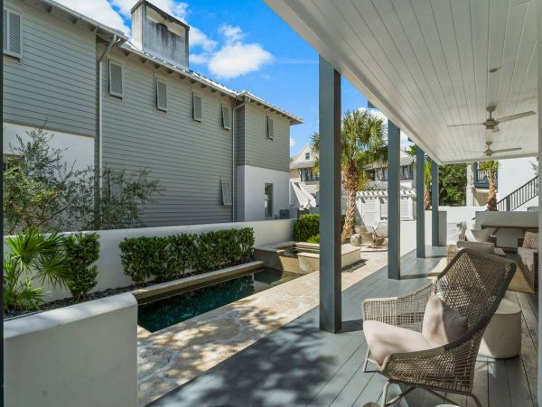 Exquisite Vacation Rental with 4 Bedrooms