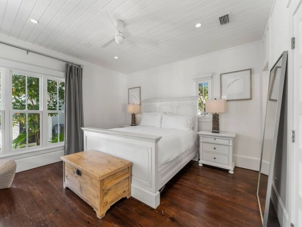 Exquisite Vacation Rental with 4 Bedrooms