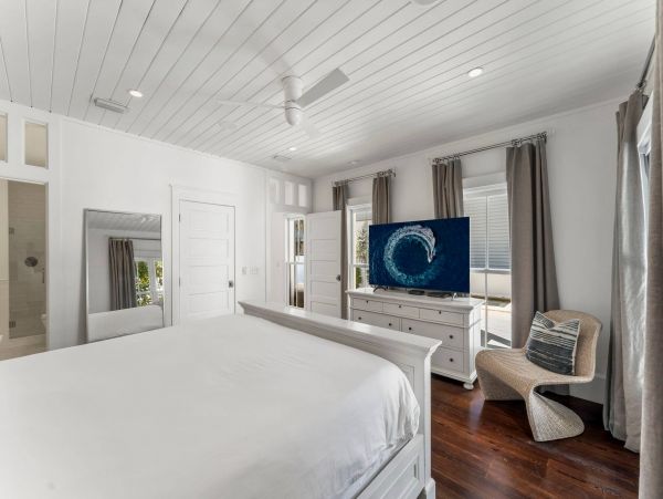 Exquisite Vacation Rental with 4 Bedrooms
