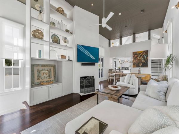 Exquisite Vacation Rental with 4 Bedrooms