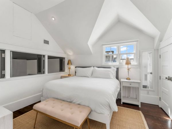 Exquisite Vacation Rental with 4 Bedrooms