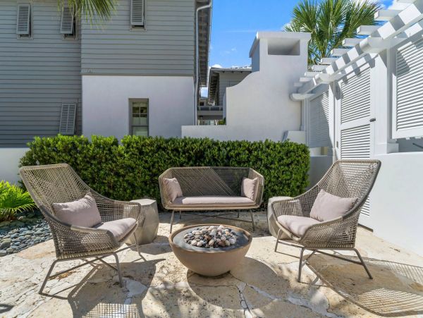 Exquisite Vacation Rental with 4 Bedrooms