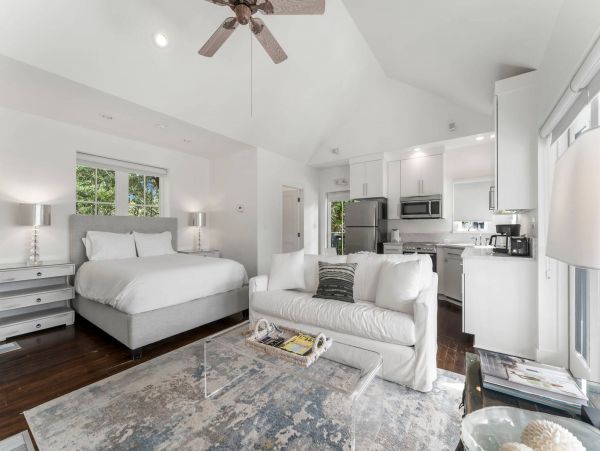 Exquisite Vacation Rental with 4 Bedrooms