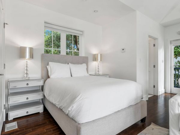 Exquisite Vacation Rental with 4 Bedrooms