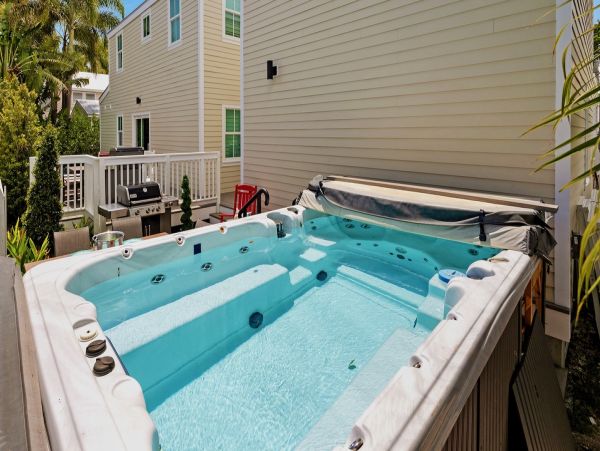 Key West Luxury Vacation Rental: Ultimate Group Getaway