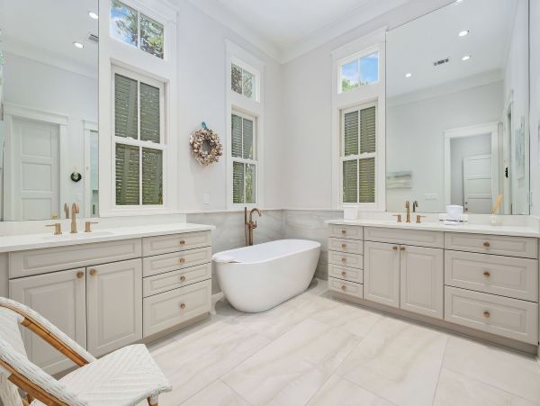 WaterColor Vacation Rental Main House Plus Carriage House