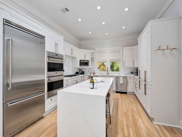 WaterColor Vacation Rental Main House Plus Carriage House