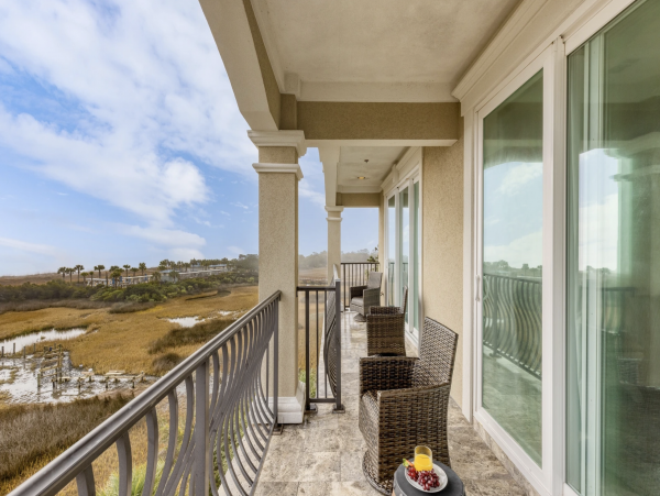 Hilton Head Luxury Family Home with Infinity Pool Steps to Beach Sleeps 24