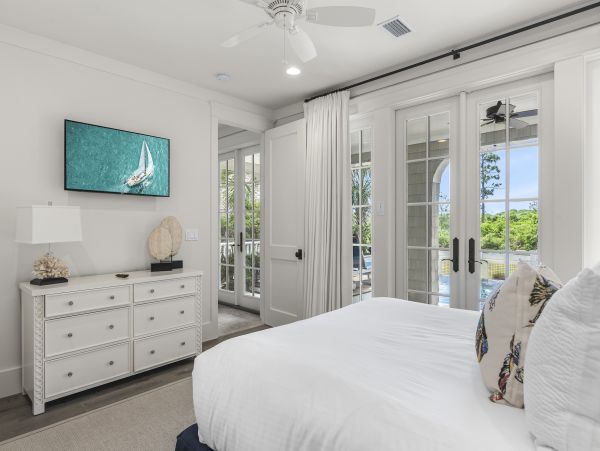 Santa Rosa Beach Villa: Heated Pool & Private Beach Access