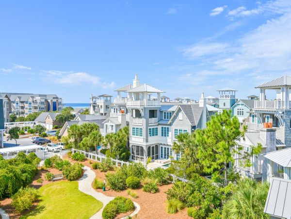 Santa Rosa Beach Villa: Heated Pool & Private Beach Access