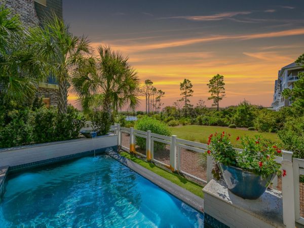 Santa Rosa Beach Villa: Heated Pool & Private Beach Access