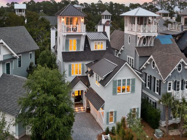 Gorgeous Six Bedroom Vacation Rental Home in WaterSound