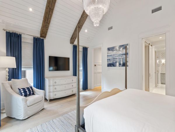 Gorgeous Six Bedroom Vacation Rental Home in WaterSound