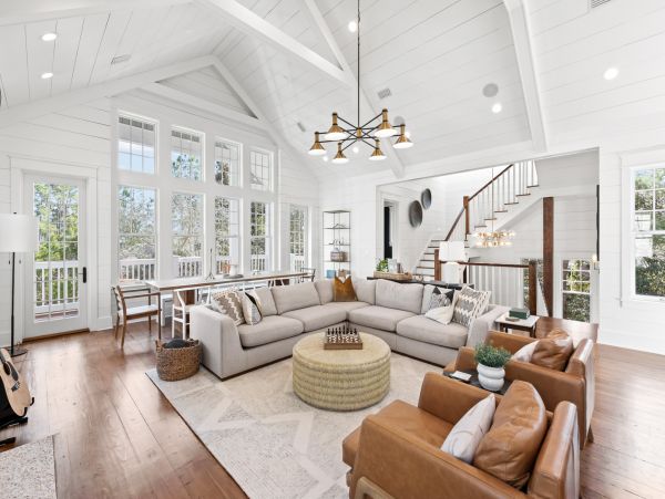 Beautiful Five Bedroom Pool Home with Private Deeded Beach Access