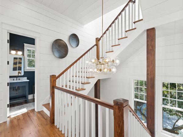 Beautiful Five Bedroom Pool Home with Private Deeded Beach Access