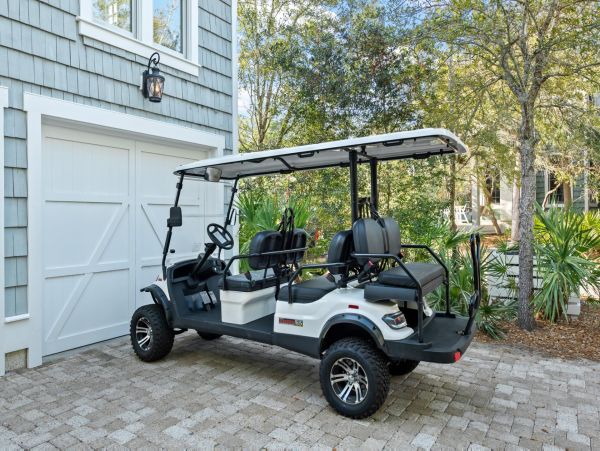 Beautiful Five Bedroom Pool Home with Private Deeded Beach Access