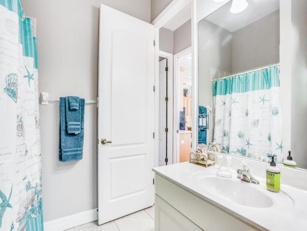 Beautiful Vacation Waterfront Rental in Cape Coral