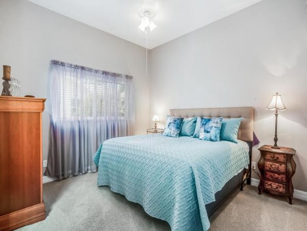 Beautiful Vacation Waterfront Rental in Cape Coral