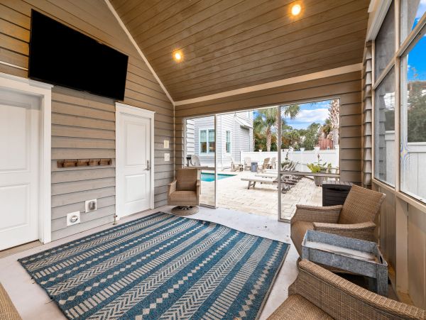 Luxury Vacation Rental in WaterSound - Family Getaway!