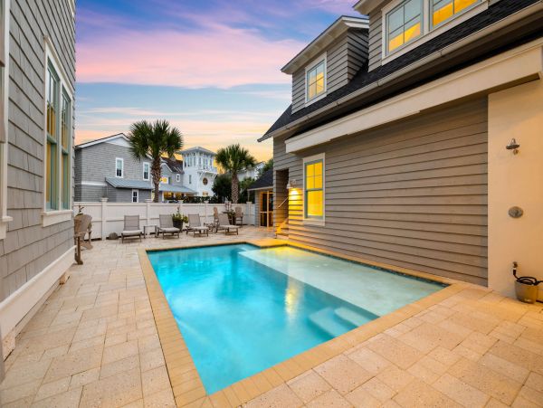 Luxury Vacation Rental in WaterSound - Family Getaway!