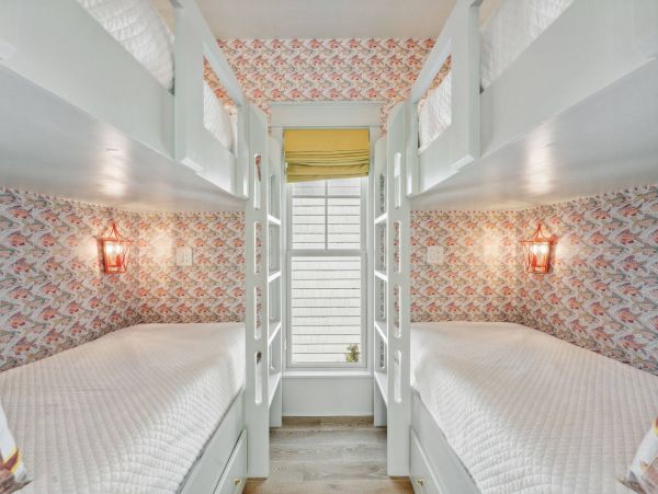 WaterSound 5 Bedroom Vacation Home - Relaxing Coastal Escape