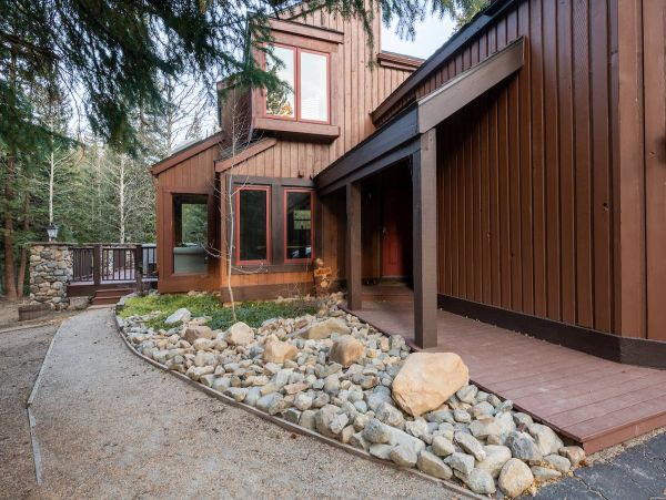 Breckenridge Cozy Three Bedroom Vacation Rental