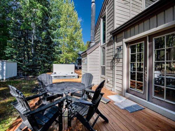 Cozy 3 Bedroom Vacation Duplex
