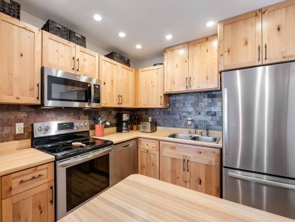 Cozy 3 Bedroom Vacation Duplex