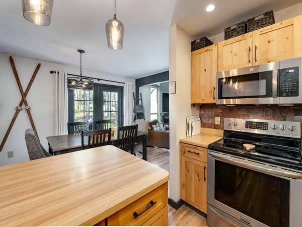 Cozy 3 Bedroom Vacation Duplex