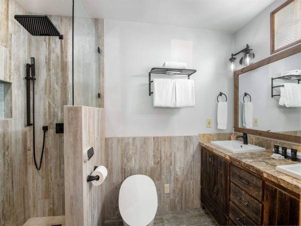 Cozy 3 Bedroom Vacation Duplex