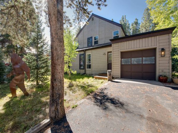 Cozy 3 Bedroom Vacation Duplex