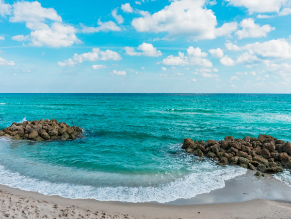 Deerfield Beach Vacation Rental with 2 Bedrooms