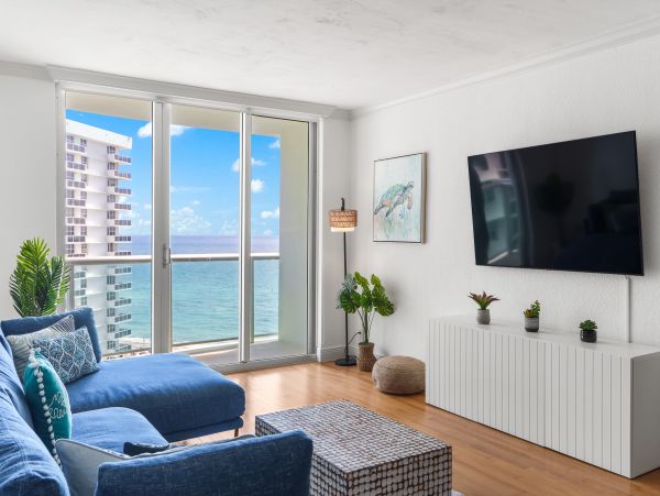 Hollywood Vacation Rental: Your Beachfront Paradise Awaits