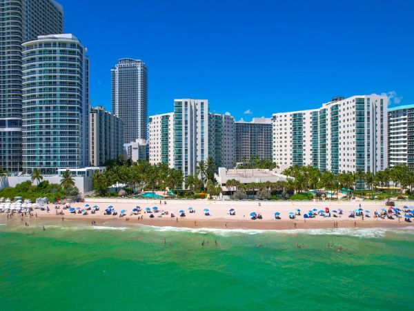 Spacious Vacation Condo with Ocean Views