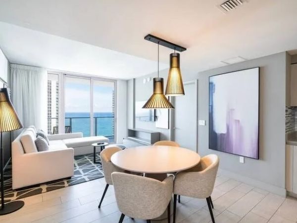 Luxury Two Bedroom Rental Condo in Hollywood