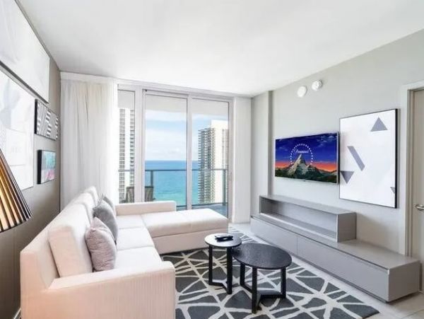 Luxury Two Bedroom Rental Condo in Hollywood