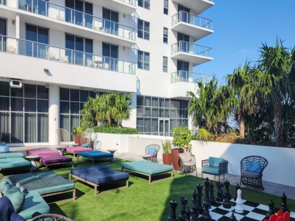 Luxury Two Bedroom Rental Condo in Hollywood