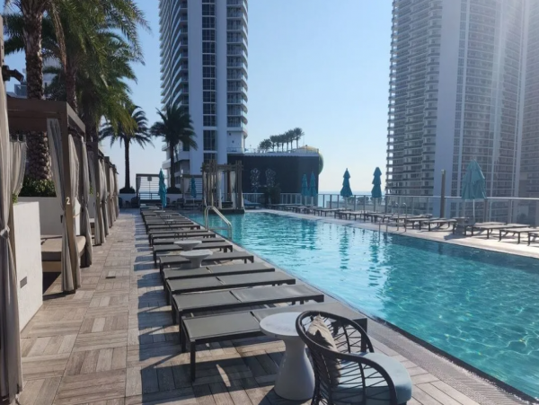 Luxury Two Bedroom Rental Condo in Hollywood