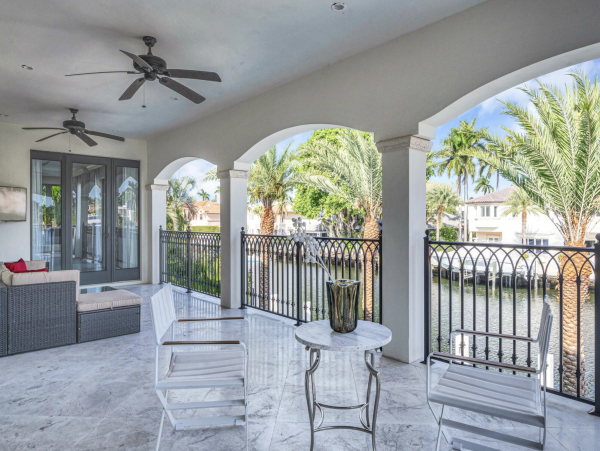 Stunning 7-Bedroom Villa Heated Pool, Canal & More in Fort Lauderdale