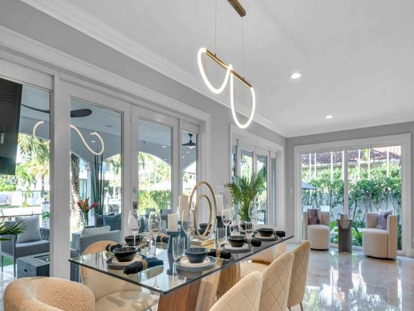 Luxurious Mediterranean Coastal Villa in Seven Isles - Perfect for Large Groups
