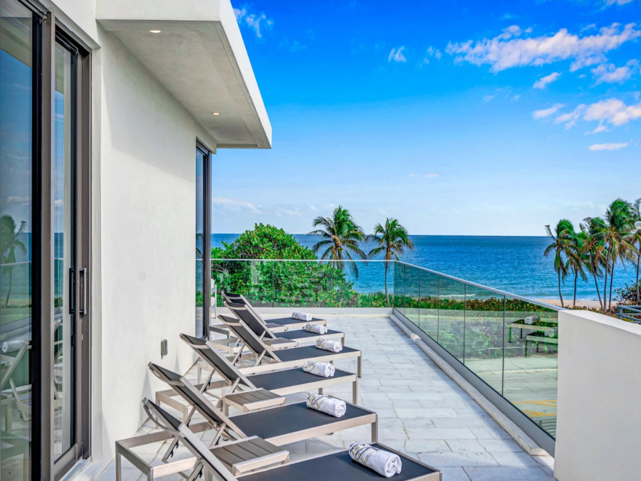 Fort Lauderdale Luxury Vacation Rental Steps fron the Beach