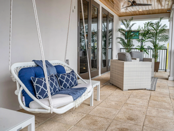 Modern Vacation Rental with 6 Bedrooms in Fort Lauderdale