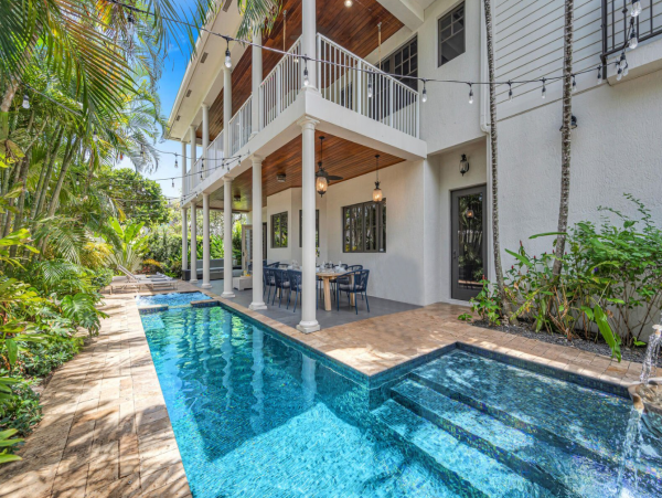 Stunning Five Bedroom Vacation Rental in Fort Lauderdale