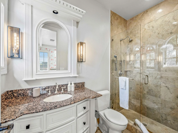 Stunning Five Bedroom Vacation Rental in Fort Lauderdale