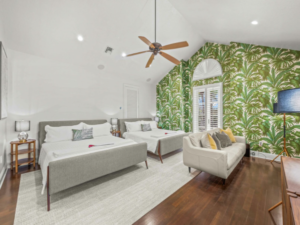 Stunning Five Bedroom Vacation Rental in Fort Lauderdale