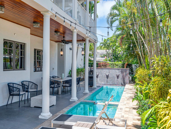 Stunning Five Bedroom Vacation Rental in Fort Lauderdale