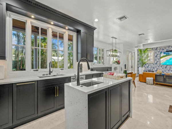 Stunning Five Bedroom Vacation Rental in Fort Lauderdale
